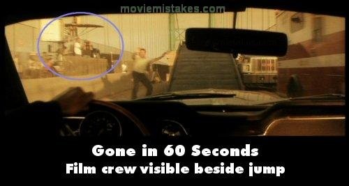 Đoàn quay phim bị lọt vào cảnh quay trong phim Gone in 60 seconds